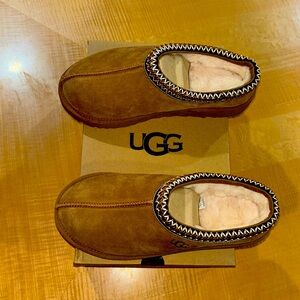 Ugg Tasman slippers chestnut size 9 new in box